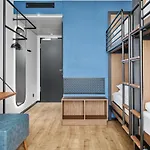 H2 Hotell 3*
