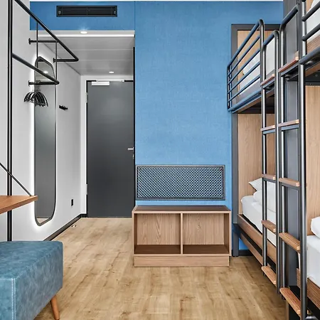 H2 Hotell 3*